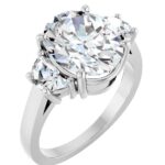 14K White 11x9 mm Oval Engagement Ring Mounting