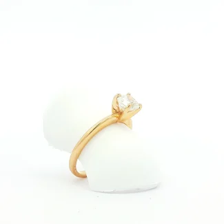 14k yellow gold Cushion Solitaire engagement ring, I, VVS2