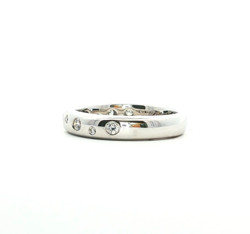 14k white gold diamond wedding band