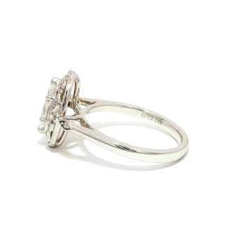 14k White Gold Diamond Geometric Fashion Ring