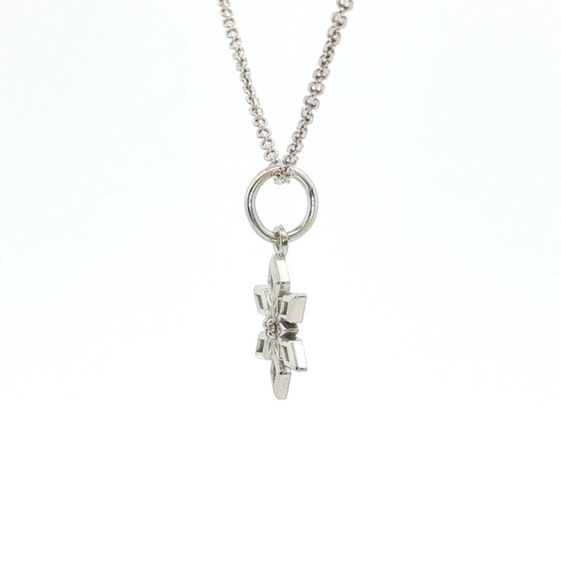 14k White Gold Diamond Snowflake Pendant