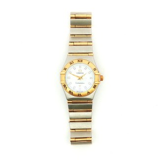 18k Yellow Gold/Stainless Steel Pre-Owned Omega Constellations Diamond Cut Markers MOP Watch
