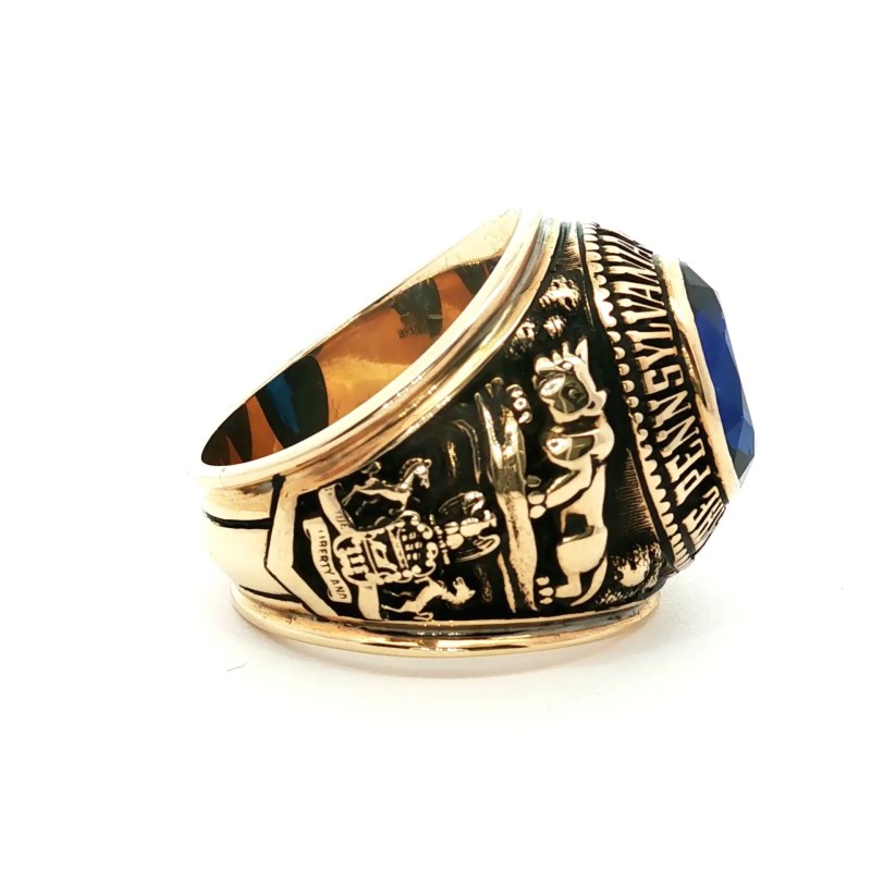 Estate 10k Gold Penn State Class Ring 1969
