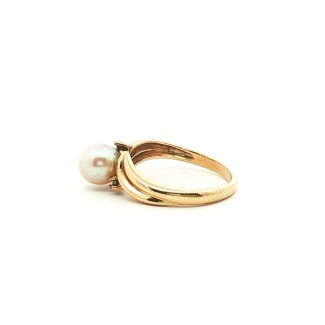 Estate 10k Yellow Gold Pearl and Diamond Ring